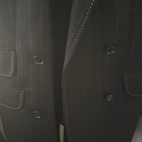 Blazer - Picture 2 of 4